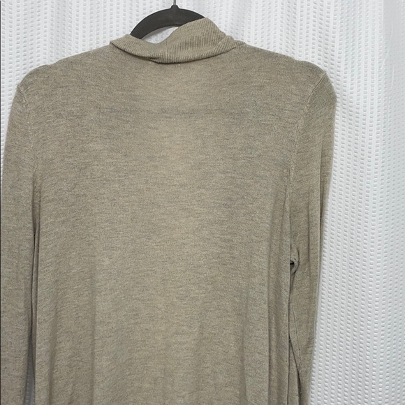 Cardigan - Picture 3 of 3